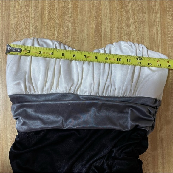 Speechless black white gray strapless ruched night out dress women’s size L - Picture 10 of 15